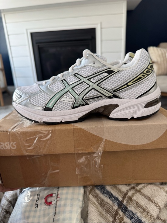 Asics Shoes - ASICS GEL-1130 White/Verdigris Women’s 8 New Men’s 6.5 Damaged Box